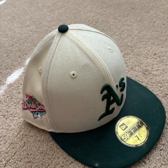 Fitted Hats - Picture 5 of 7